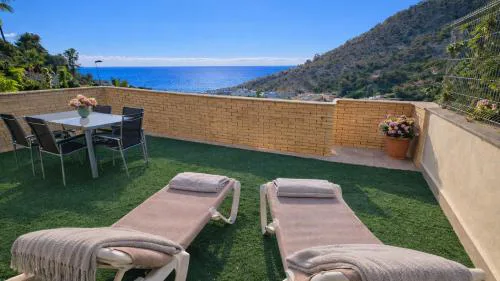 Modern Duplex in Sitges with Private Parking, Sea Views & Terrace