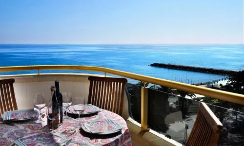 Sitges Apartamente frente al mar con piscina