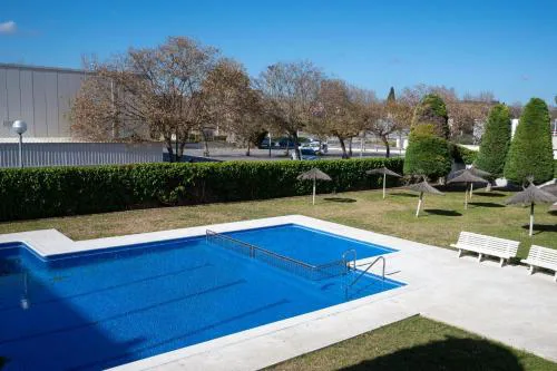 AT016 Piscina con césped, airco, playa a pocos pasos