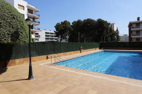 AT085 Con piscina, airco, wifi, a pocos metros de la playa