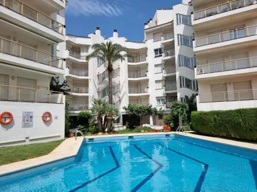 Apartamento acogedor con terraza y piscina en L'Escala - HISP-236-120