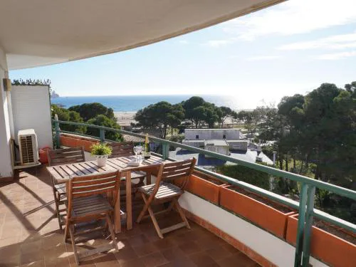 Apartamento en L'Estartit con Terraza y Admite Mascotas - ES-323-89