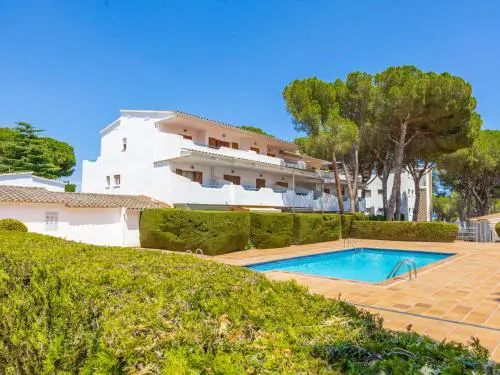 Apartamento Familiar con Climatización y Aparcamiento Cerca de la Playa - ES-325-20