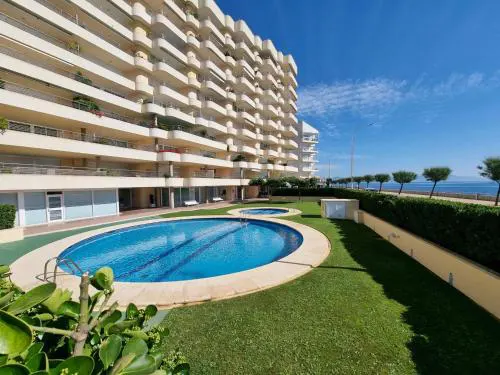 Apartamento moderno cerca de la playa con terraza - HISP-236-128