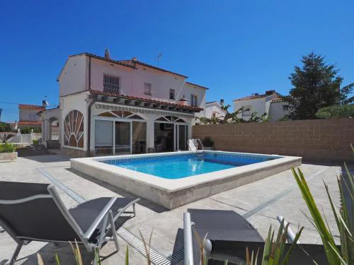 Casa con Piscina Privada, cerca de la playa, Wi-Fi Incluido - ES-325-36