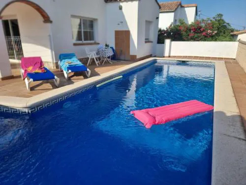 Casa confortable cerca de la playa con piscina privada - HISP-236-72