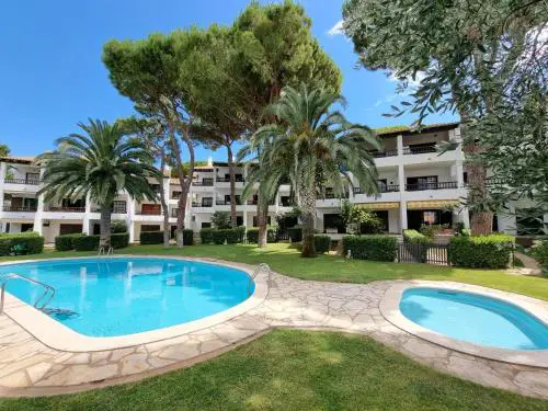 Estudio en L'Escala a 300m de la playa, vista a la piscina común - HISP-236-131