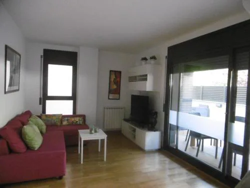 Amplio apartamento con piscina y aire acondionado