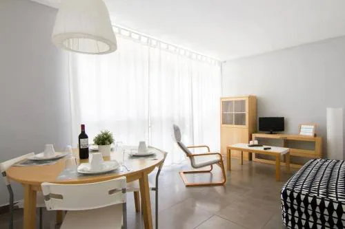 Cute tiny flat near the beach and city center