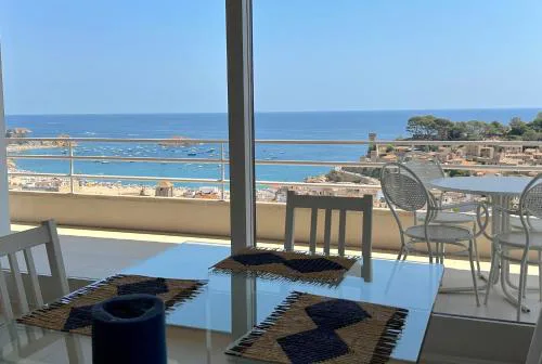 LETS HOLIDAYS Apartment sea views Costa Brava 2