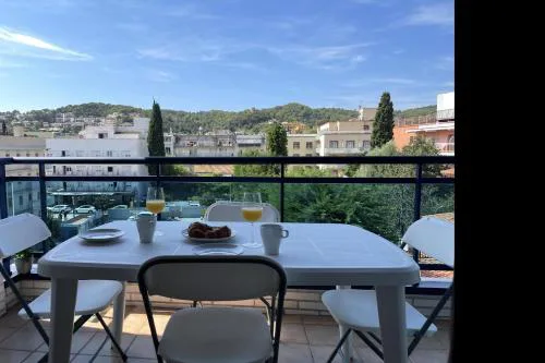 LETS HOLIDAYS Nice apartment near beach Tossa 2