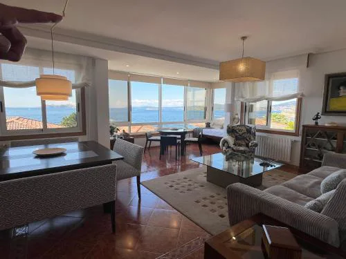 Espectacular casa frente al mar en Baiona
