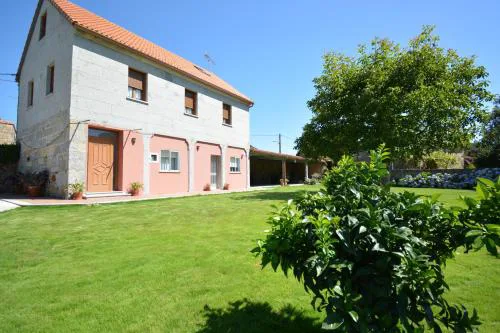 GALIHOST - Casa con jardín en Cambados