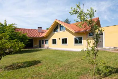 Gavian House