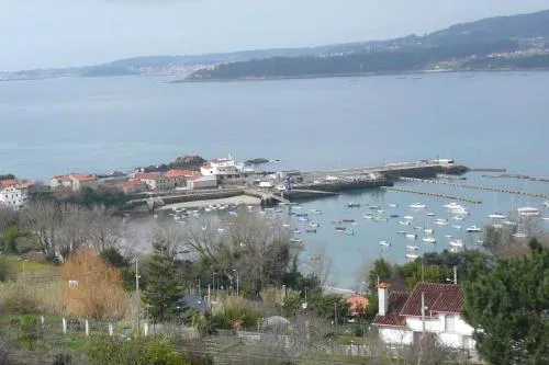 Piso vistas al mar. Playa de Aguete. Rías Baixas.