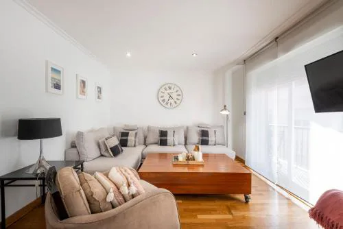 APARTAMENTO TURISTICO A 140 M PLAYA CANELIÑAS- Portonovo- 2 Habitaciones 5 pax 202