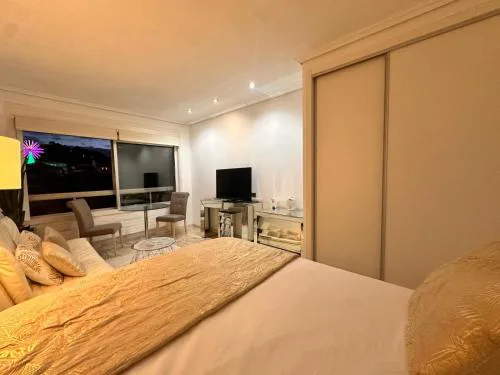 Acogedor Estudio en el Edificio Hotel Bahía
