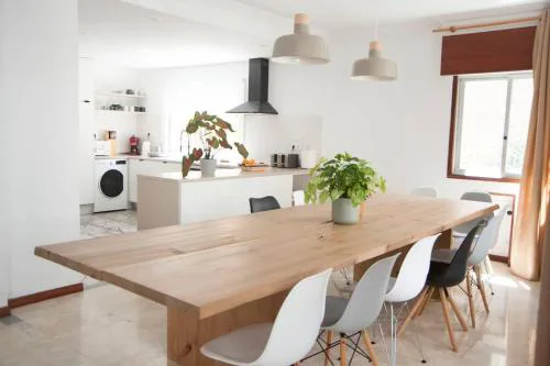 Casa amplia, confortable, céntrica by Prishomes