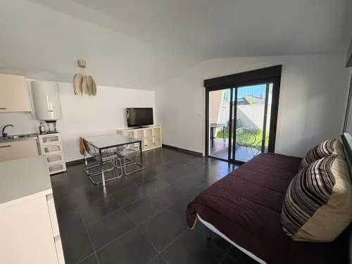 Casa vacacional a 5 min de playa y bus al centro