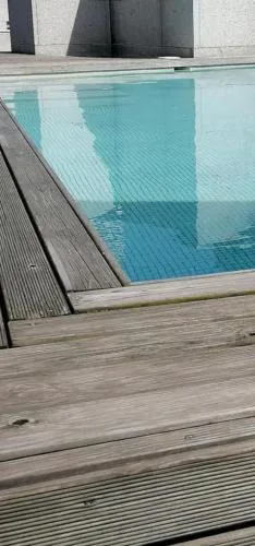 Estudio con piscina comunitaria