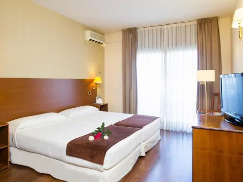 Ipanema Hotel by gaiarooms