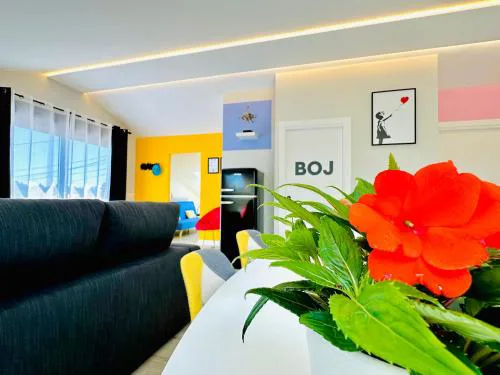 ÁTICO BOJ - Terraza con jardín & Hórreo Chill con vistas al mar