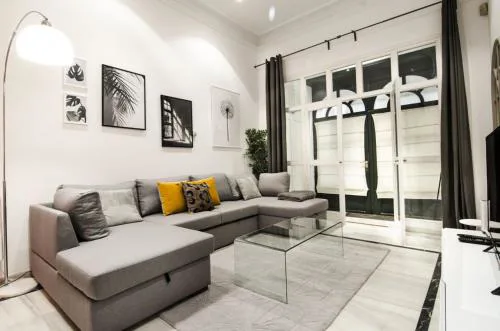 4 bedrooms 3.5 bathrooms furnished - Sol - functional spacious