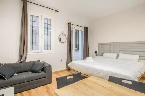Accessible and Modern- 1 Bedroom 1 Bath- Justice