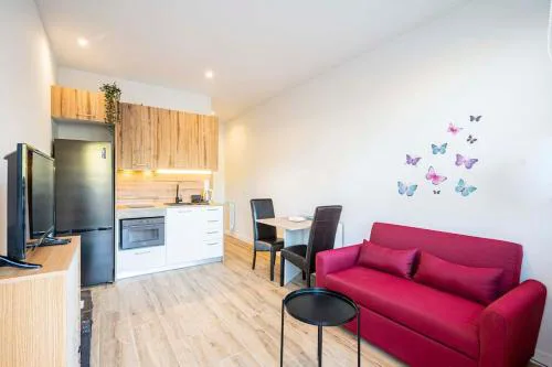 Agradable apartamento a pie de calle-30 Min de SOL