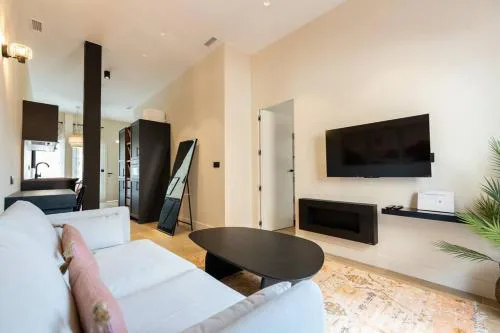 Amplio y cómodo apartamento cerca Plaza Castilla