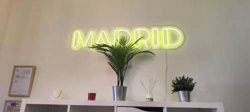 Apartamento entero Junto a Cuatro Caminos con licencia del Ayto de Madrid