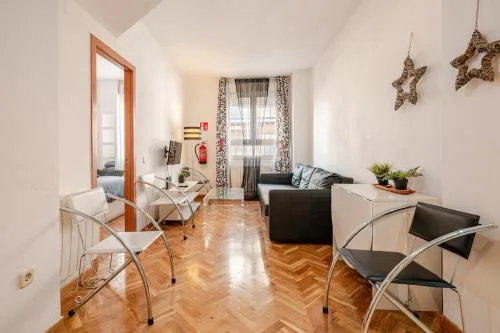 Apartamento turístico mad-aeropuerto ifema