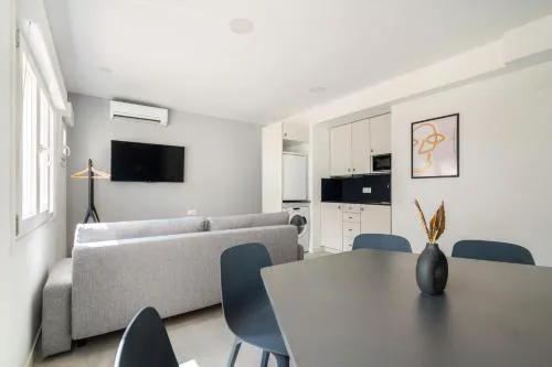 apartamentos reformados en madrid rio con parking