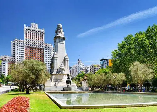 Apartment in Plaza España