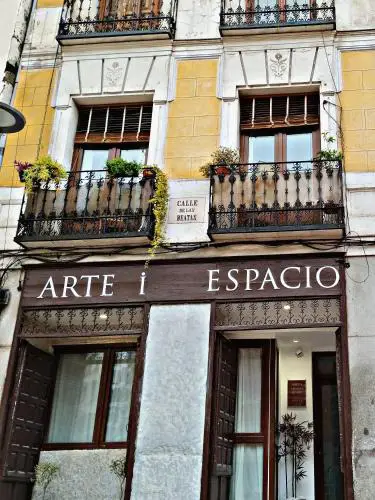 Arte i Espacio Home