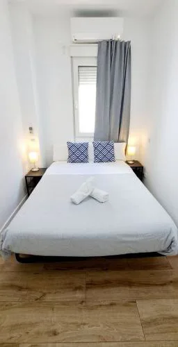 AYZ Joaquín Pol - Auto check-in property