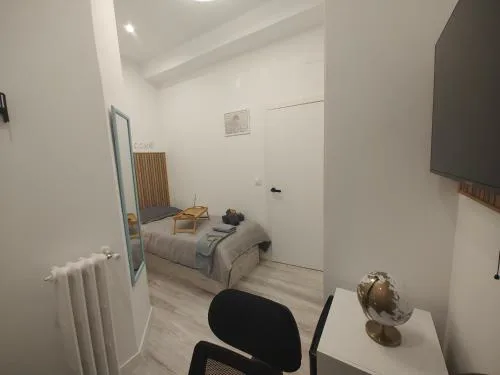 Berlín habitación con comodidad y zonas compartidas Gran Vía-Madrid Temporal SBE1010