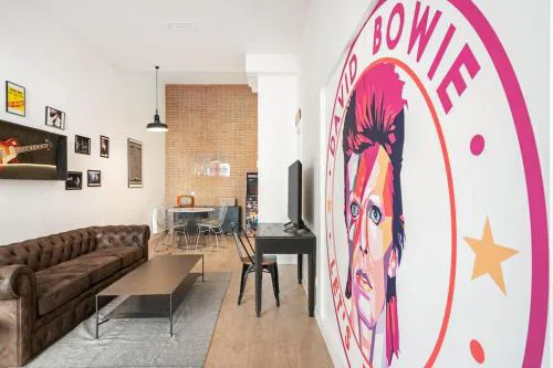 Bowie House - Madrid River-A-SALVAD