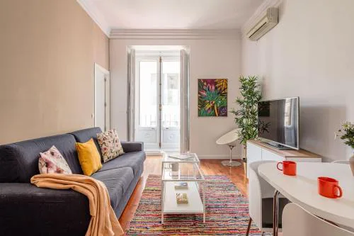 Bright apartment in Gran Vía with balconies INF2Iz3