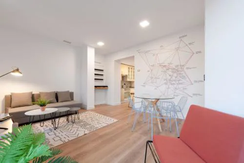 Centric and bright- 1Bd 1Bth- Malasaña