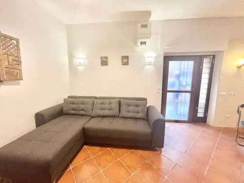 Centro Lavapiés Mesón D Paredes