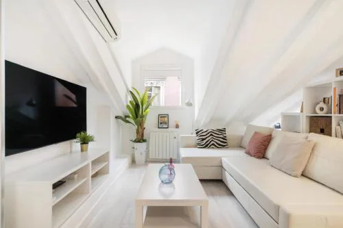 Charming Apartment in Heart of Madrid
