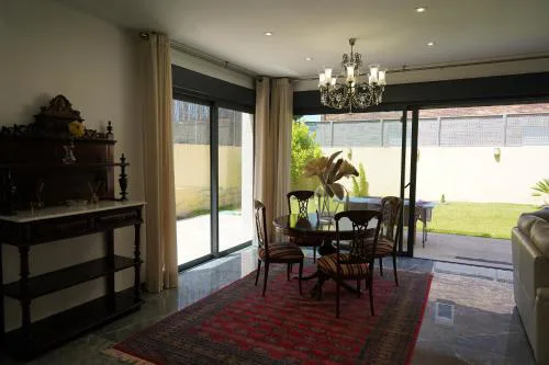 complete luxury house with garden