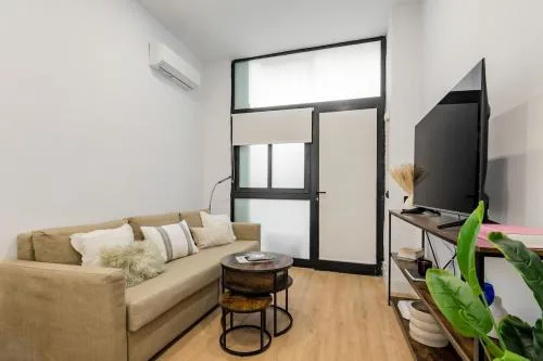 Confort Urbano junto Anton Martín