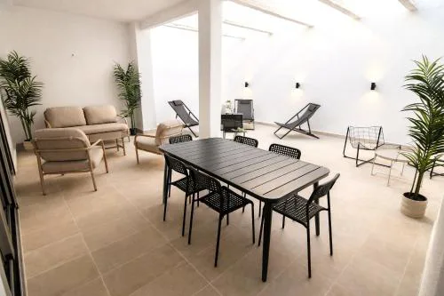 Contemporary Chic with Expansive Sun Patio