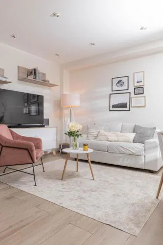 Cozy 2BR Duplex - 2 min walk to Plaza Santa Ana