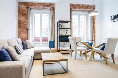Cozy with Balconies - 1Bedroom 1Bathroom - Sol