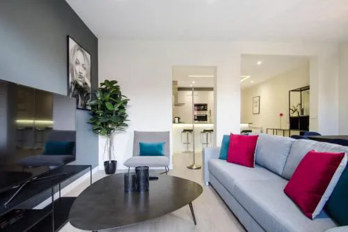 Design apartment in Madrids Downtown - 3BD 2BT