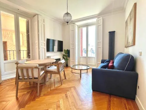 dPLACE to Be - Apartamentos de Lujo en Centro Histórico