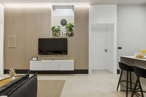 Elegant 2BR Apartment in Conde Duque